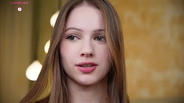 hecola online show from December 2025 12:36:01 PM