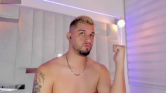 Snapshot of Jacoob19_ chatting on December 2024 12:55:02 PM Jacoob19 online show from December 2024 12:55:02 PM