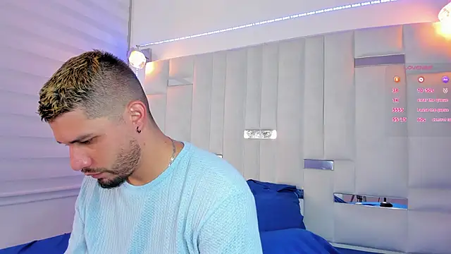 Snapshot of Jacoob19_ chatting on January 2025 06:44:01 PM Jacoob19 online show from January 2025 06:44:01 PM