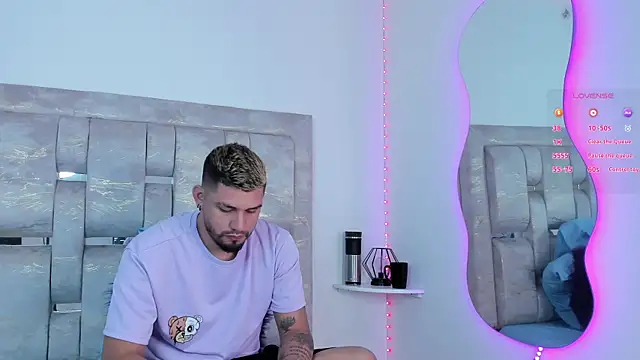 Snapshot of Jacoob19_ chatting on January 2025 01:14:02 PM Jacoob19 online show from January 2025 01:14:02 PM