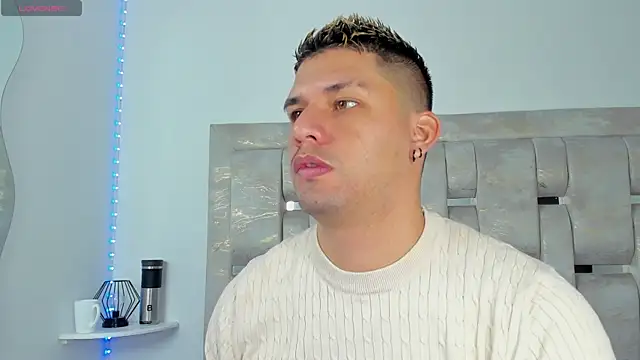 Snapshot of Jacoob19_ chatting on January 2025 01:03:01 PM Jacoob19 online show from January 2025 01:03:01 PM