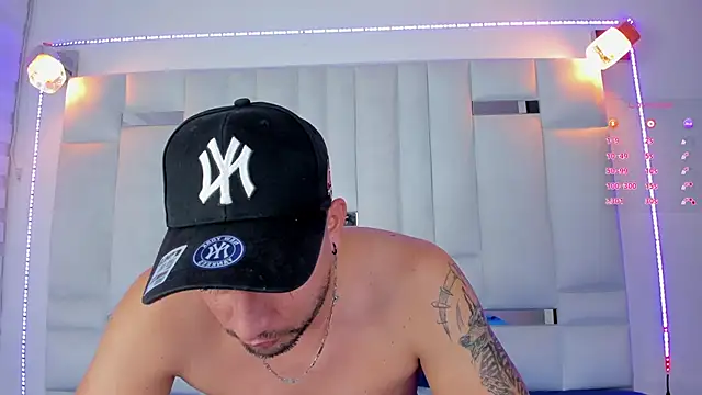 Snapshot of Jacoob19_ chatting on January 2025 04:08:01 PM Jacoob19 online show from January 2025 04:08:01 PM