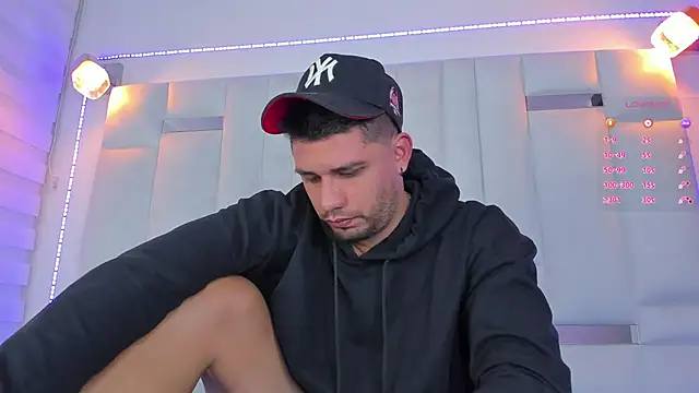 Snapshot of Jacoob19_ chatting on January 2025 07:10:02 PM Jacoob19 online show from January 2025 07:10:02 PM