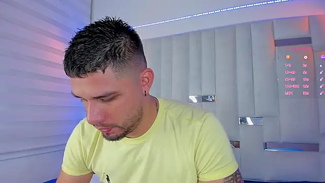 Snapshot of Jacoob19_ chatting on January 2025 04:38:01 PM Jacoob19 online show from January 2025 04:38:01 PM