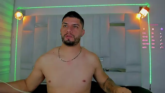 Snapshot of Jacoob19_ chatting on February 2025 12:33:02 PM Jacoob19 online show from February 2025 12:33:02 PM