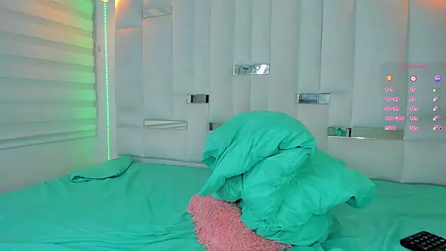 Snapshot of Jacoob19_ chatting on February 2025 03:20:01 PM Jacoob19 online show from February 2025 03:20:01 PM