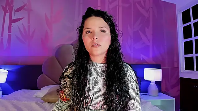 Snapshot of LottiCarter chatting on January 2025 03:11:01 AM LottiCarter online show from January 2025 03:11:01 AM