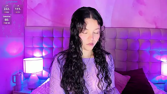 Snapshot of LottiCarter chatting on March 2025 03:21:02 AM LottiCarter online show from March 2025 03:21:02 AM