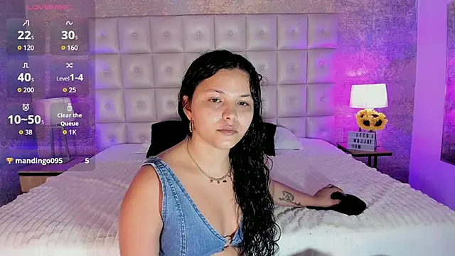 Snapshot of LottiCarter chatting on September 2025 11:46:02 AM LottiCarter online show from September 2025 11:46:02 AM