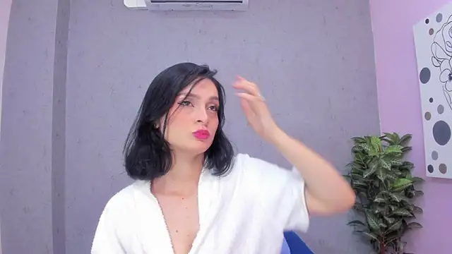 Tiffany mendez online show from November 2025 12:18:01 PM