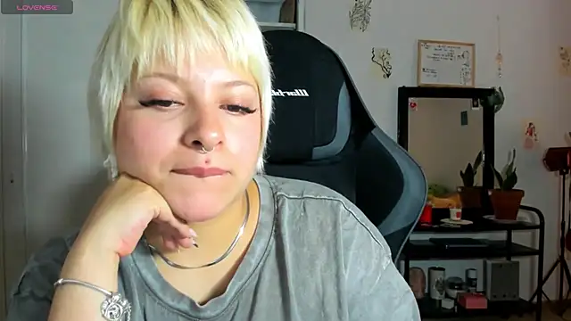 sammymoon online show from July 2026 08:18:02 AM