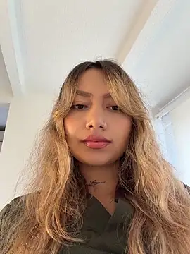 amanda-medrano1 online show from June 2026 02:28:02 PM