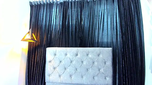 Snapshot of JulessCornett chatting on March 2025 08:16:01 PM JulessCornett online show from March 2025 08:16:01 PM