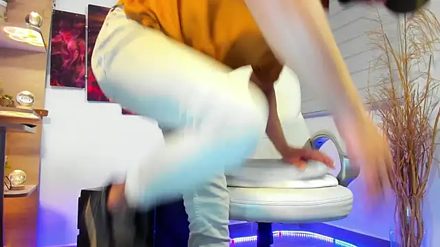 Snapshot of alessandro_wye chatting on February 2025 02:21:01 AM alessandro wye online show from February 2025 02:21:01 AM