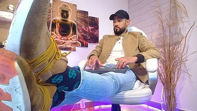 Snapshot of alessandro_wye chatting on March 2025 06:16:02 AM alessandro wye online show from March 2025 06:16:02 AM