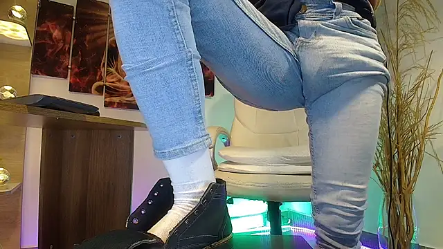 Snapshot of alessandro_wye chatting on March 2025 03:40:01 PM alessandro wye online show from March 2025 03:40:01 PM