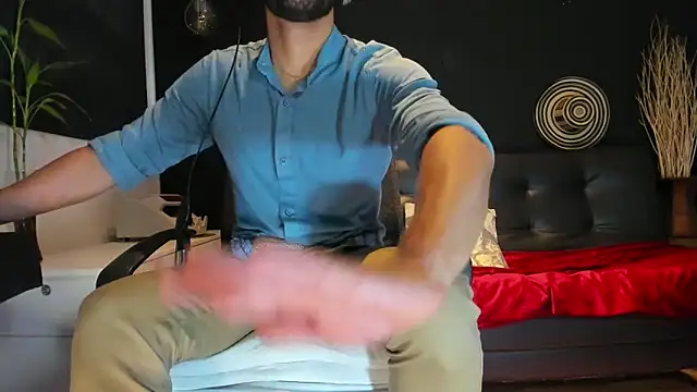 Snapshot of alessandro_wye chatting on October 2025 06:56:02 AM alessandro wye online show from October 2025 06:56:02 AM