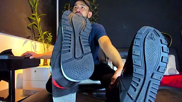 Snapshot of alessandro_wye chatting on February 2026 02:52:02 AM alessandro wye online show from February 2026 02:52:02 AM