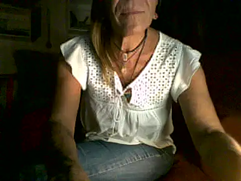 Snapshot of sabinytahot chatting on December 2024 11:18:02 PM sabinytahot online show from December 2024 11:18:02 PM