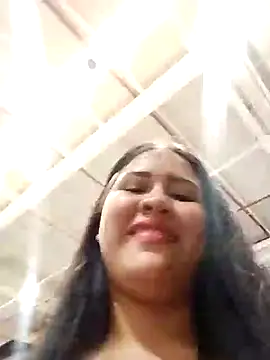 Snapshot of Miia_grand chatting on January 2025 04:18:02 PM Miia grand online show from January 2025 04:18:02 PM