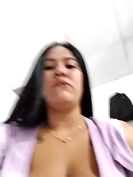 Snapshot of Miia_grand chatting on March 2025 03:49:01 PM Miia grand online show from March 2025 03:49:01 PM