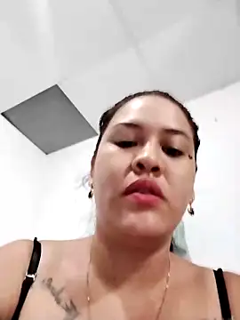 Snapshot of Miia_grand chatting on March 2025 03:18:02 PM Miia grand online show from March 2025 03:18:02 PM