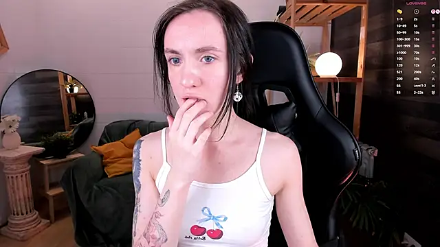 Dearly kitty online show from May 2026 01:08:02 PM