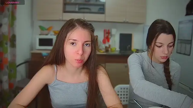 fcjuicy pussy online show from February 2025 06:52:01 PM