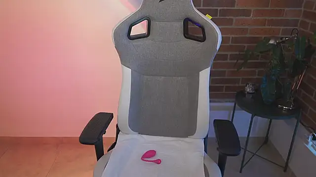 anyacutex online show from March 2025 09:37:01 PM