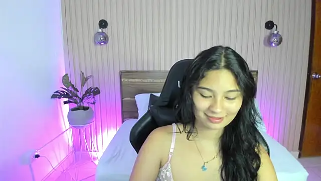 Snapshot of melody_flowers chatting on January 2025 04:00:01 PM melody flowers online show from January 2025 04:00:01 PM