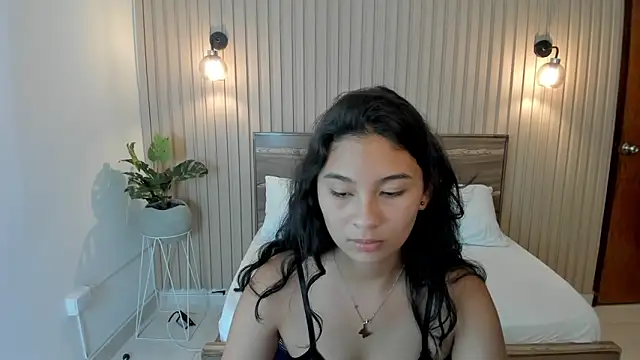 Snapshot of melody_flowers chatting on January 2025 03:50:01 PM melody flowers online show from January 2025 03:50:01 PM