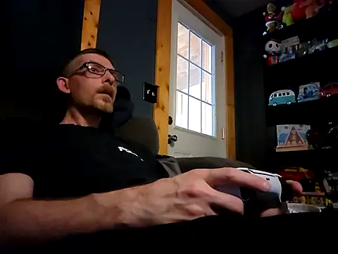 Snapshot of MysteriousFire23 chatting on February 2025 10:21:02 PM MysteriousFire23 online show from February 2025 10:21:02 PM