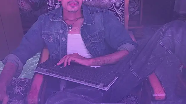 Snapshot of Habibi_big_b chatting on May 2026 06:40:02 AM Habibi big b online show from May 2026 06:40:02 AM