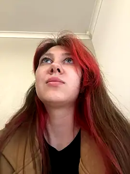 Snapshot of ChloesTem chatting on November 2025 10:59:01 AM ChloesTem online show from November 2025 10:59:01 AM