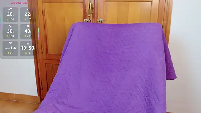 Snapshot of MilaTeenX chatting on February 2026 07:40:01 AM MilaTeenX online show from February 2026 07:40:01 AM