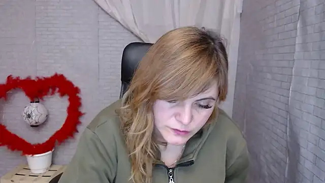 Snapshot of DaniellaKiss chatting on February 2025 11:32:01 PM DaniellaKiss online show from February 2025 11:32:01 PM