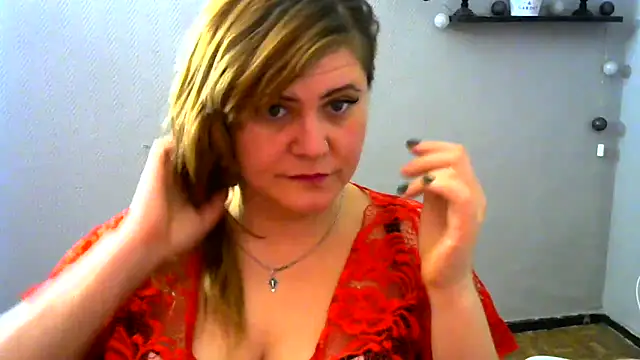 Snapshot of DaniellaKiss chatting on March 2025 04:54:02 AM DaniellaKiss online show from March 2025 04:54:02 AM