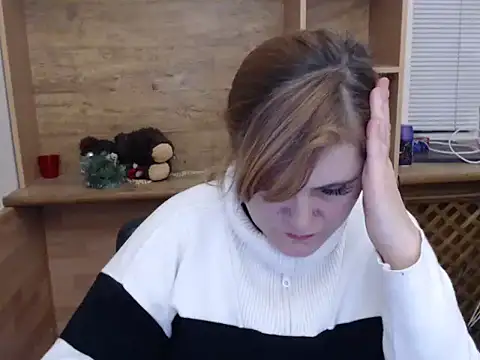 Snapshot of DaniellaKiss chatting on February 2026 05:34:01 PM DaniellaKiss online show from February 2026 05:34:01 PM