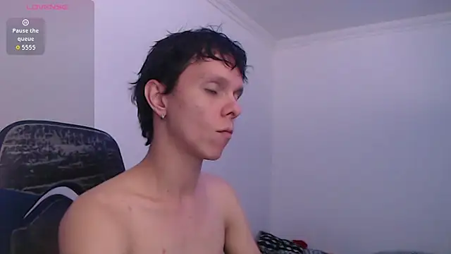 bryamado69 online show from May 2026 05:35:01 AM