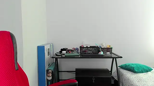 Snapshot of dani_2226 chatting on February 2025 03:34:02 AM dani 2226 online show from February 2025 03:34:02 AM