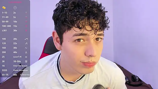 Snapshot of dani_2226 chatting on October 2025 10:44:01 PM dani 2226 online show from October 2025 10:44:01 PM