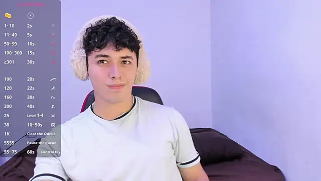 Snapshot of dani_2226 chatting on October 2025 01:05:02 AM dani 2226 online show from October 2025 01:05:02 AM