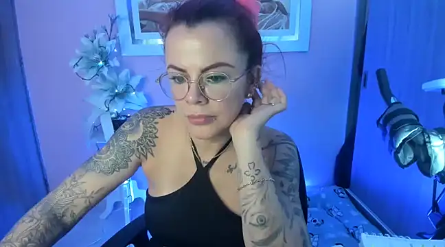 KAROL MILF online show from February 2025 12:41:01 AM