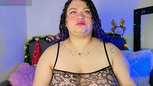 lunitaa0 online show from November 2025 07:46:02 PM