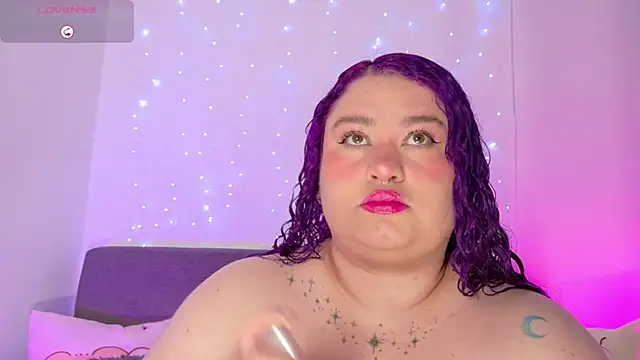 lunitaa0 online show from June 2026 09:35:02 AM