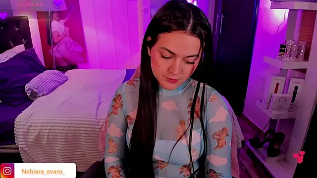 Snapshot of NahiaraEvans_ chatting on October 2025 05:39:02 AM NahiaraEvans online show from October 2025 05:39:02 AM