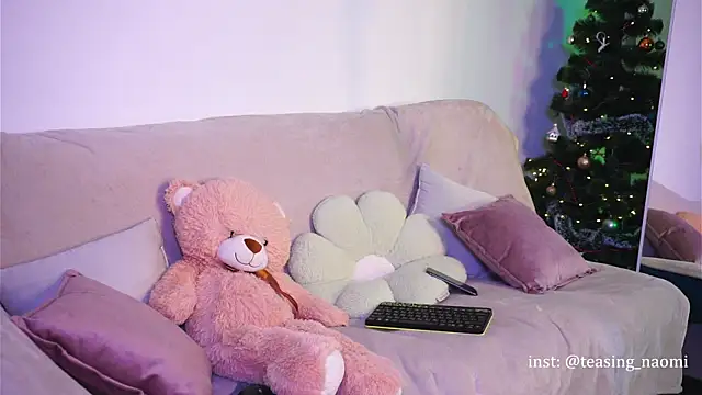 Snapshot of aesthetics__tease chatting on December 2024 02:35:01 AM aesthetics tease online show from December 2024 02:35:01 AM