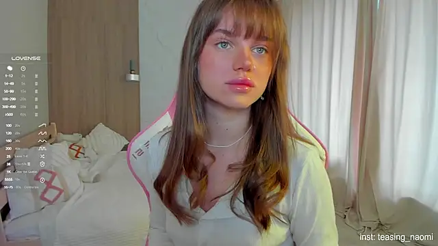 Snapshot of aesthetics__tease chatting on October 2025 05:55:01 AM aesthetics tease online show from October 2025 05:55:01 AM