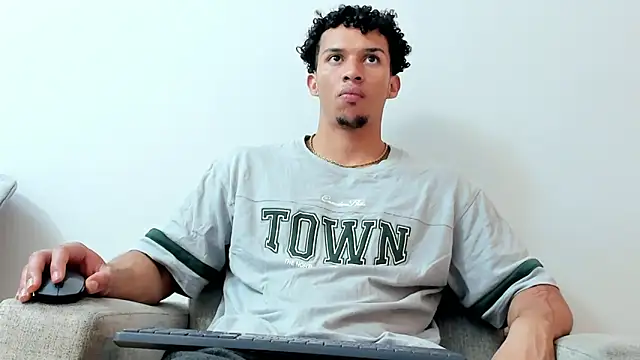 Dominick star online show from January 2025 03:23:01 AM