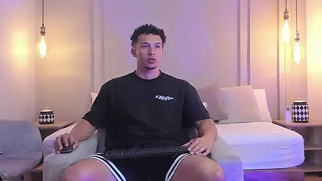 Dominick star online show from March 2025 05:00:02 AM